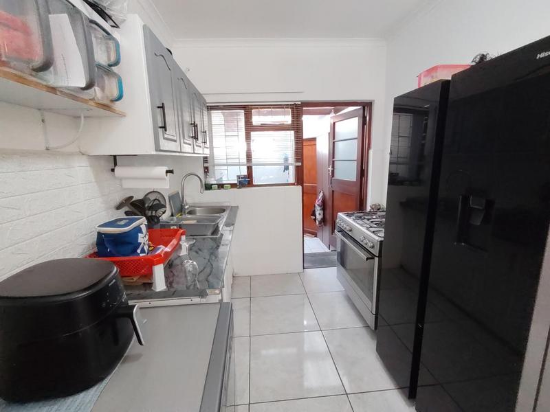3 Bedroom Property for Sale in Somerset West Western Cape